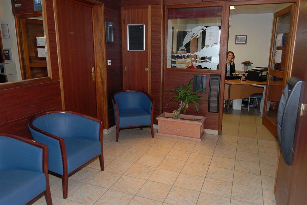 Cerise Lannion Aparthotel Exterior foto